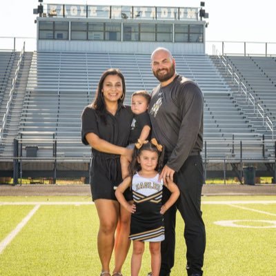 lunasean7's profile picture. Husband; Father; Football & Baseball Coach 🏈⚾️; John 14:6; Every day you have a choice, choose to be great!