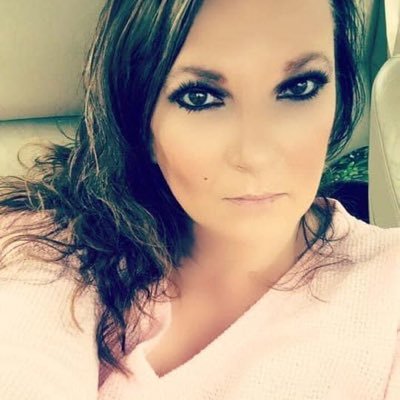 Christian Conservative. Constitutionalist. Political Activist. PRO Jesus/Trump/Life/2A. Jesus Christ is Lord. #AmericaFirst #AwakeNotWoke #GodBlessAmerica🇺🇸