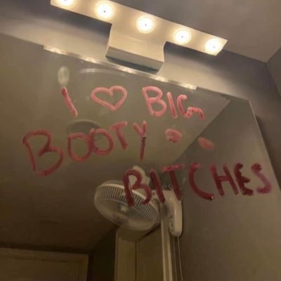 Follow 4 free promo 🔞➕ DM 4 removals
