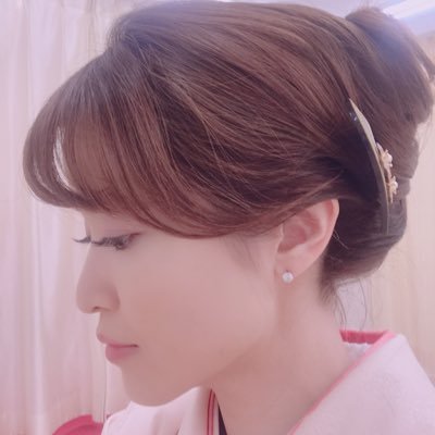 経営管理/秘書 ୨୧ 子成人🏄Secretary,パラリーガル。航空従事者👩✈️ 🛫 厚生労働省事務官基準合格者。昔の専門分野(税務指導、開業支援、確定申告等)簿記2級。知財2級。🐈× ❸美💄食🥗衣👘住🏙️旅🛫ボディメイク👙某種目でインハイベスト8