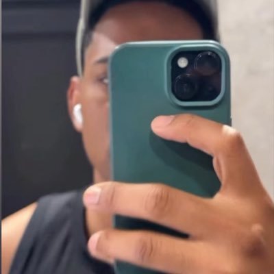 felpsvasc's profile picture. Não não me siga que eu estou perdido 🤪