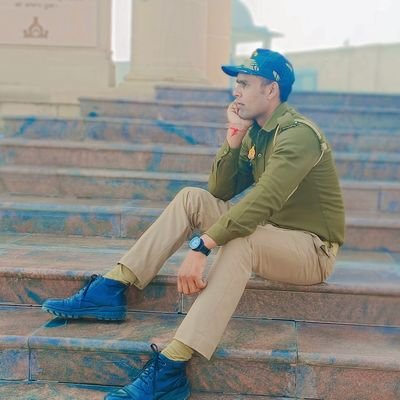 Sumitkuma976030's profile picture. (उत्तर प्रदेश पुलिस )
जरूरतमंद की हमेशा मदद करें