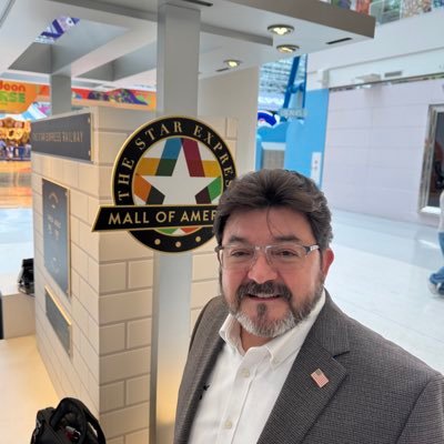 GbHlpusd's profile picture. 