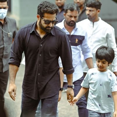 P_Navadeep9999's profile picture. Fan of @tarak9999