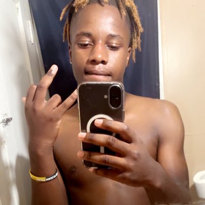 DamarionD22250's profile picture. 