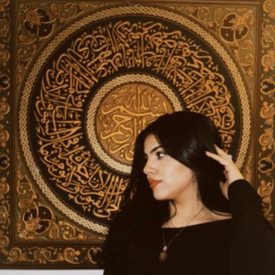 Artist ❀ Spiritualist ❀ Tarot reader 🪷🕯🧘🏻♀️𝐚𝐯𝐚𝐢𝐥𝐚𝐛𝐥𝐞 𝐟𝐨𝐫 𝐫𝐞𝐚𝐝𝐢𝐧𝐠𝐬 🂱