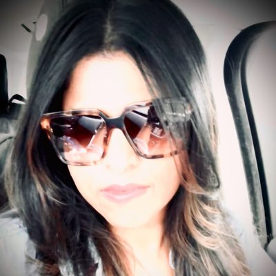 Tech Founder 💻 | RE | Self-Made MM 💵| Work like a man, live like a 👸🏻| VTSAX and chill| Exploring Dividend investing | Musicsexual 🎶🌞💃🏻