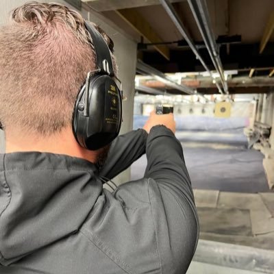 Spécialiste en armes à feu basé en France 🇫🇷25 ans de savoir-faire