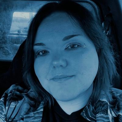 🌈autistic aquarius🌊 always here for @halsey ❤️ grew up with @taylorswift13 🥰 all love and respect ✌️34🎂
