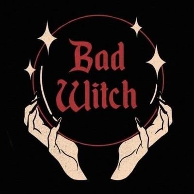 mercoleaddams's profile picture. ♏ judging you since halloween 1994 | guitars, astronomy, photography and art 💫