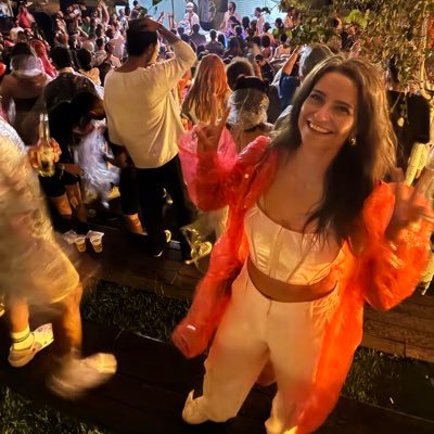 Resim yaptığım instagram sayfamı da takip eder misiniz? @gizcimart