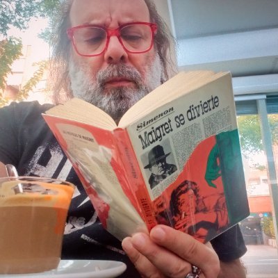 Letrado de ICAMUR. Amante incondicional del #Metal, del Rock Progresivo del Jazz y del #DeltaBlues. Lector infatigable.