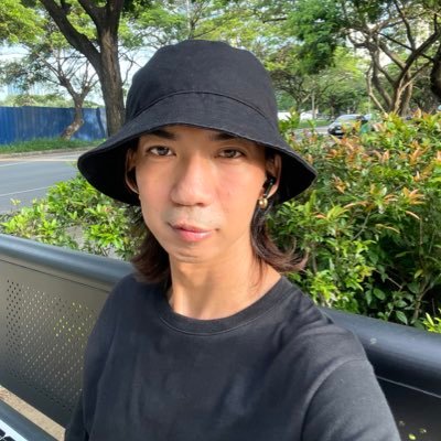 karstenkiel75's profile picture. •🦋🌸🌕☯️• R E V I V E S C E R E