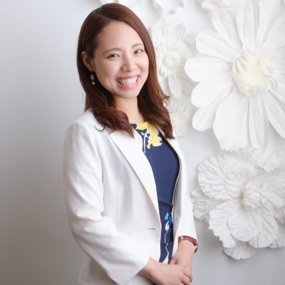 \ 心の基盤を整える伴走カウンセリング/ ☆変わりたい人の背中をそっと押すカウンセラー ☆悩みを糧に、人の役に立ちたいと歩んでいる方へ ☆誰でも即実践!心の知識をシェア 【期間限定!!|無料体験セッション実施中♪】 ☆新しい自分になりたい人へ ↓↓↓詳細は公式LINEにて