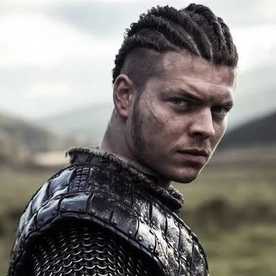 No one will ever forget Ivar the Boneless⚔️🗡️