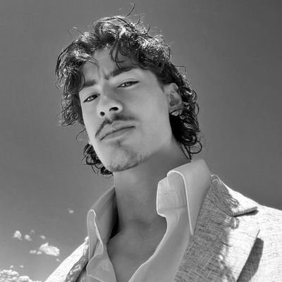 ️️ ️️
️️ ️️

Delusi ruang waktu. けんじろ, adult actor and part time gigolo. Sept, 1993. Belongs to her, Reina. 🖤
️️ ️️
️️ ️️ ️️ ️️
️️ ️️
️️ ️️ ️️ ️️