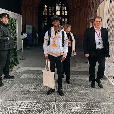 BoweiCodes's profile picture. 🚀 18 y/o Android & Full-Stack Dev, building projects & sharing the journey.