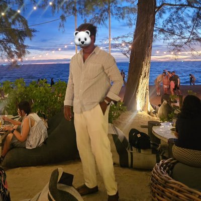 raonetwtss's profile picture. documenting my life 🧑‍💻