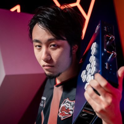 Pro SF Ⅵ player for @crazyraccoon406 ストリートファイター をやっています 前のアカウントは乗っ取り被害により放棄しました。 offer.tachikawa@gmail.com 連絡はこちらまで. イラストは #立ち画