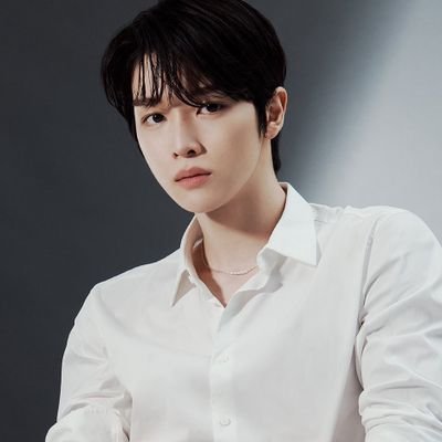 sungchaniiz3's profile picture. Briize🧡