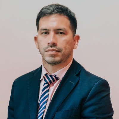 ⚖️ Abogado, pero buena onda 😉 🏉 Rugby & 🥋 BJJ: también peleo fuera de tribunales ✝️ Fe firme, café fuerte y tackles legales 📍 Paraguay