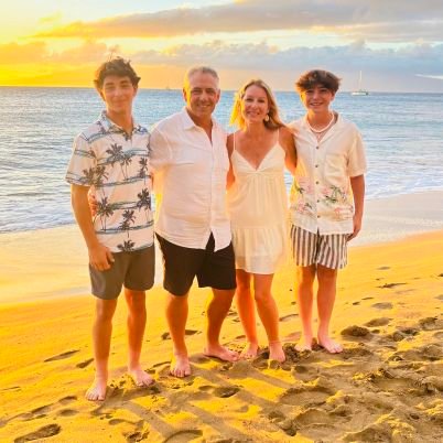 JenHawkins2305's profile picture. Para ~Valley View 

Boymom💙💙