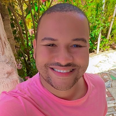 ➝ Baiano, 074.🌵🍃📍➝ Insista, persista, mas nunca desista, pois um dia você conquista!” // 👨🏽⚕️🔬🧫💊💛 // ➝ Sol ☀️ em ♊️ ascendente em ♋️ e lua 🌕 em ♐️.