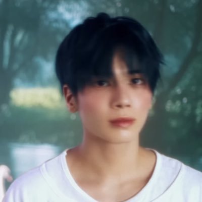 @TXT_members : survived eye contact with taehyun ☆ ~ intj-a | uppuz 🖤 | kth | moawajjunie + SOLOMON ♡ ╰≫ 🎶saw txt #240420 #250327 | ♡╰≫@uyuupedia bubu