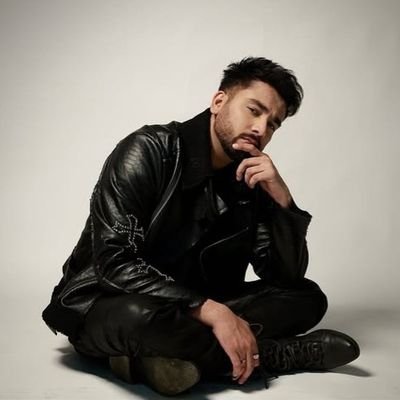 shivam_yad82500's profile picture. 