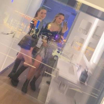 MeCaLa98's profile picture. 