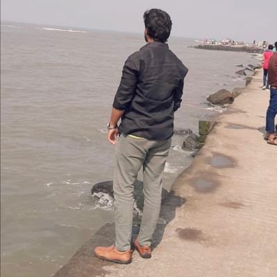 ఎదిగిన వాడి పరిచయం కోసం ఎగబడుతారు....🔥💥మనకు పరిచయం ఉన్నవాడు ఎదిగితే తట్టుకోలేరు....🤷