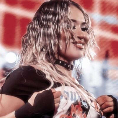 @LolaViceWWE parody. ⬠The heat she possesses alongside her undeniable strength makes a trip to Vice City a fatal experience, leaving the masses defenceless.