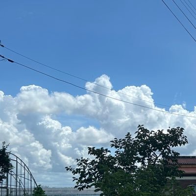 Lavish_Melody00's profile picture. 『기억속에 잊혀진 여름의 흔적』 ✉️hurimxserenesea00@naver.com