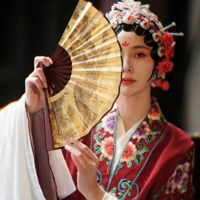 京剧青衣,93年。人生如戏,一曲如梦。如借我冰清,也请把我热。❗️不设任何小号。只有电报一个联系方式,不需再问。