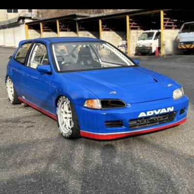 車が大好きです!
もっと車について話したい
IRIAMのEG6ですイーちゃんと呼んでください!
乗ってる車はcivicとR34です