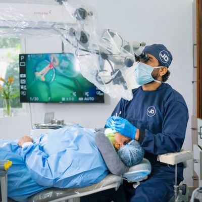 Dr. Jaydev | MDS, MFD RCSI (UK)
Dual Specialisation in Microscopic Endodontics & Smile Designing
📍 Leading Dental Clinic in Hyderabad, India
