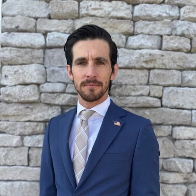 Proud conservative | Trump supporter | Business owner | TN Proud | #GOP |#MAGA