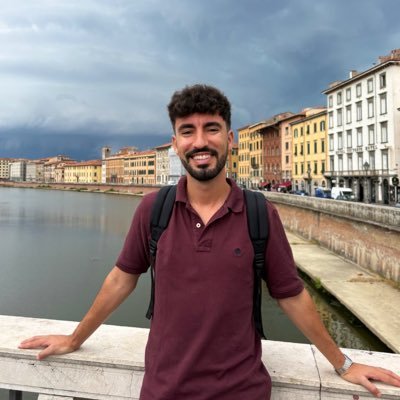 Resi de Psicología Clínica, profe de Clínica y tutor en APIR, vocal de Residencia y Especialidad en AVAPIR y buen chaval (o eso intento)