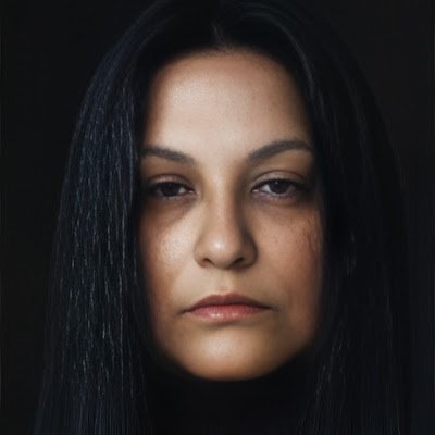 leal con todos , amiga de mi amig@s .vivo dejo vivir . Hasta el infinito y más aya. libremente.