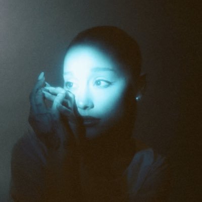 The #1 update account on Twitter for the Eternal Sunshine Tour| Feel free to ask us questions! | Tik Tok: ArianaTourNews | fan account not impersonating