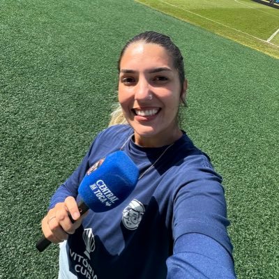 Repórter setorista do Cruzeiro no @centraldatoca / jornalista, marketeira & empresária.