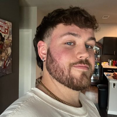 27 | ♈️ | 👬🏻 @BoyToyAaron | i might be dumb, but i’m not stupid
