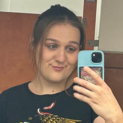 Tamuk vocal major and Pokémon TCG player for @CottensLGS, She/Her, soon to be the lucky wife of @plummbugg