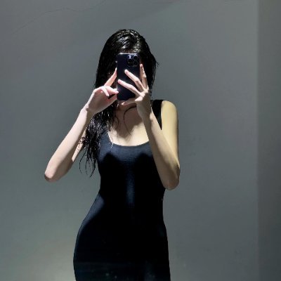 ritango188_2402's profile picture. 🌙 Living lightly, loving deeply, and leaving space for miracles.