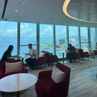 Francisxu990114's profile picture. 投资咨询