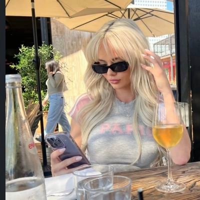 Natalia3270's profile picture. 