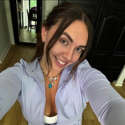 I’m new here….hoping to have fun and meet new people😚😚😇😚😻👌