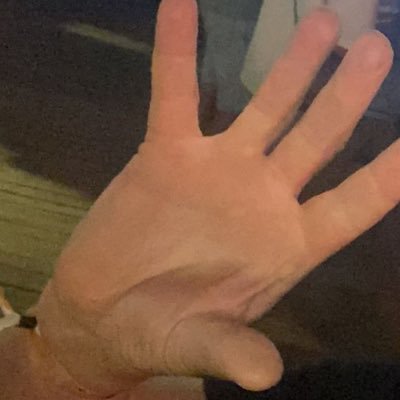 nicovieira35625's profile picture.