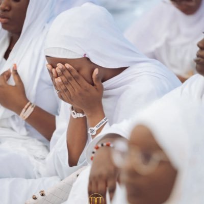 « Ayez de bonnes intentions à l’égard de celui qui en nourrit de mauvaises à votre égard » ROHULAHI ISSA🖤🤍🤲🏾 Mrs Sarr💍💕👩🍼👸