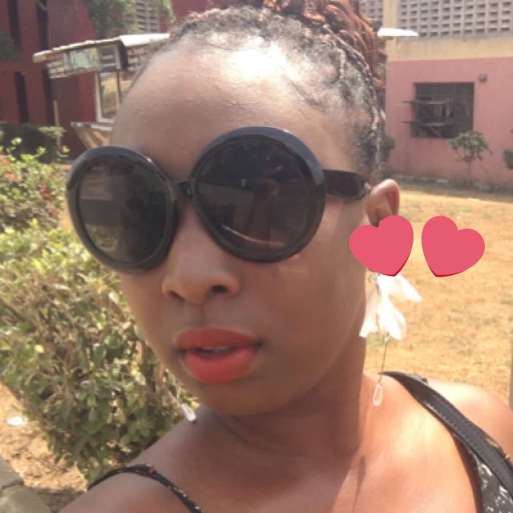 project manager @axiaafrica | content writer | creative writing| story telling| articles | relationship writing | melancholic writing. I❤️Davido